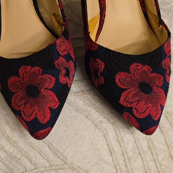 Alex Marie Black and Red Floral Heels - Picture 3 of 16